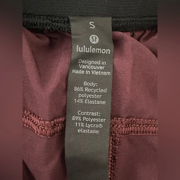 Lululemon THE Short 9.5” Men’s Shorts in Incognito Camo Red - Size Small - Picture 9 of 9